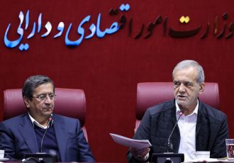 غلبه نگاه سیاسی برای استیضاح وزیر اقتصادی
