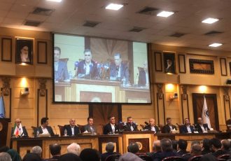 بسته ۲۰۰ همتی برای تامین نقدینگی واحدهای تولیدی در نظر گرفته ایم
