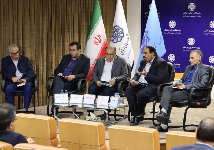 منشأ تورم در ایران؛ شوکهای ارزی، رشد نقدینگی یا ناترازی بانکها؟ منشأ تورم در ایران؛ شوکهای ارزی، رشد نقدینگی یا ناترازی بانکها؟