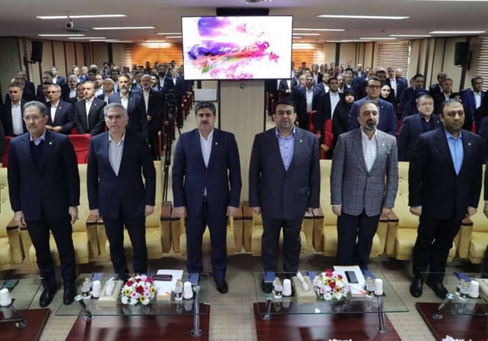 تحول در بانک ملی ایران با حرکت به سوی نهادینهسازی فناوری تحول در بانک ملی ایران با حرکت به سوی نهادینهسازی فناوری