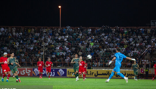 جنگ پرسپولیس با تراکتور پس از قهرمانی بالا گرفت جنگ پرسپولیس با تراکتور پس از قهرمانی بالا گرفت