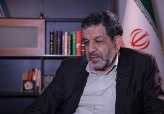 مشکلات معیشتی مردم با رونق تولید حل میشود مشکلات معیشتی مردم با رونق تولید حل میشود