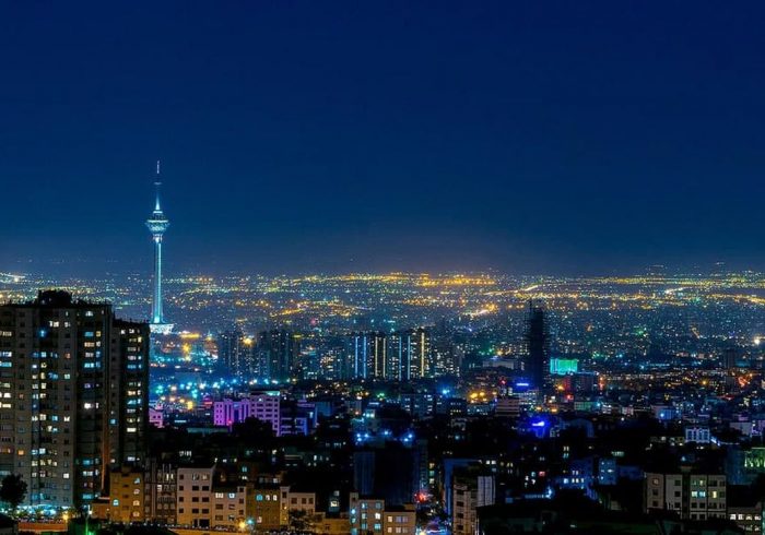 انتقال پایتخت نیازمند اجماع ملی/ تهران را با مشکلات آن رها نکنیم انتقال پایتخت نیازمند اجماع ملی/ تهران را با مشکلات آن رها نکنیم