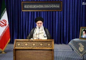 کمک مومنانه؛ مصداق انقلابیگری/ تحریمهای آمریکا علیه ملت ایران جنایت است کمک مومنانه؛ مصداق انقلابیگری/ تحریمهای آمریکا علیه ملت ایران جنایت است