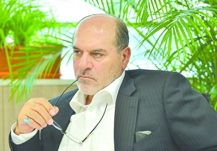ارز چند نرخی و صدور بخشنامههای خلقالساعه به گسترش فساد در اقتصاد دامن زده است ارز چند نرخی و صدور بخشنامههای خلقالساعه به گسترش فساد در اقتصاد دامن زده است