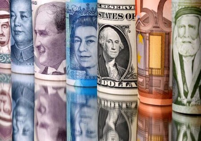 تلاطم در بازار ارز با غول تورم؛ راهکار: کنترل حجم نقدینگی تلاطم در بازار ارز با غول تورم؛ راهکار: کنترل حجم نقدینگی