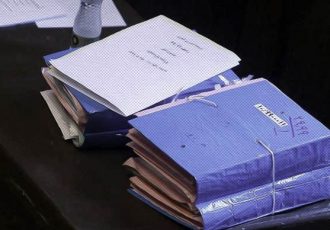 فرزندان معاون اول سابق قوه‌ قضائیه مجموعا به ۲۵ سال زندان محکوم شدند
