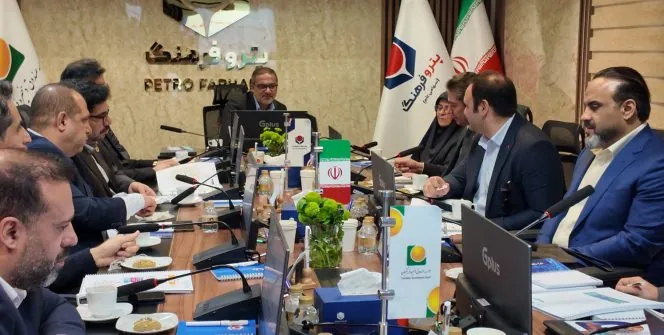 جلسه ارزیابی « تعالی صنعت پتروشیمی» هلدینگ پتروفرهنگ برگزار شد جلسه ارزیابی « تعالی صنعت پتروشیمی» هلدینگ پتروفرهنگ برگزار شد
